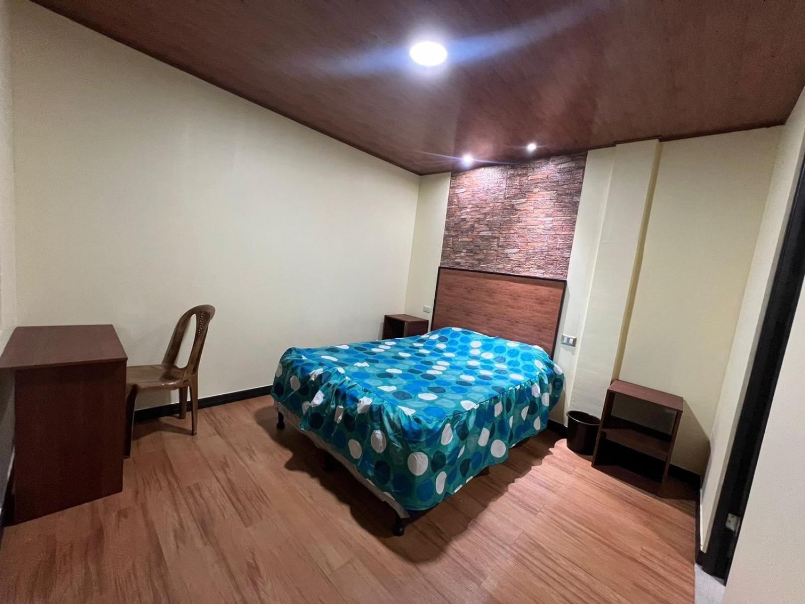 C&M Exclusive Private Rooms Quetzaltenango Eksteriør bilde
